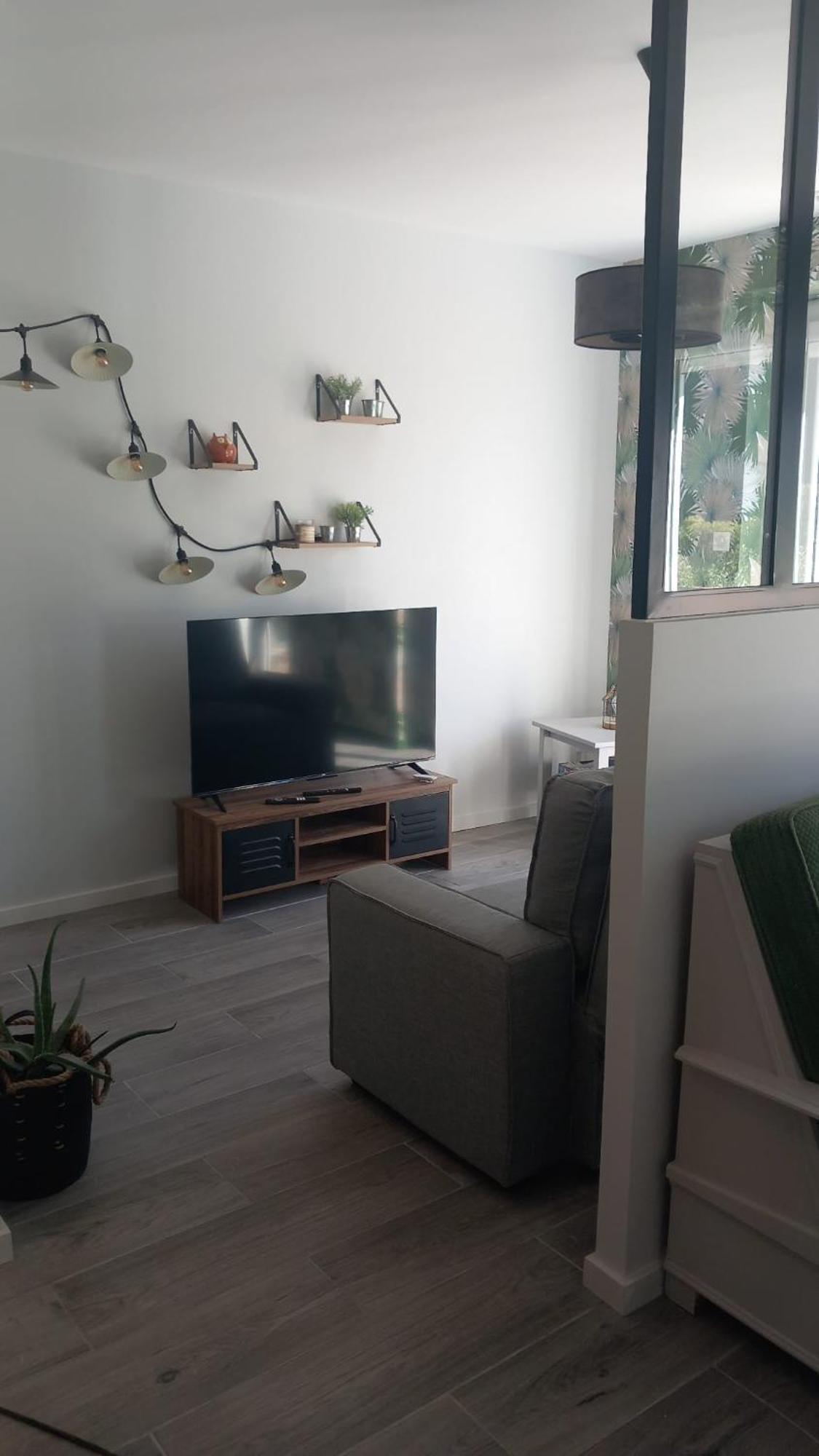 appartement 135m2 ,terrasse 45m2, 2 à 8 personnes Châtillon-en-Diois Exterior foto